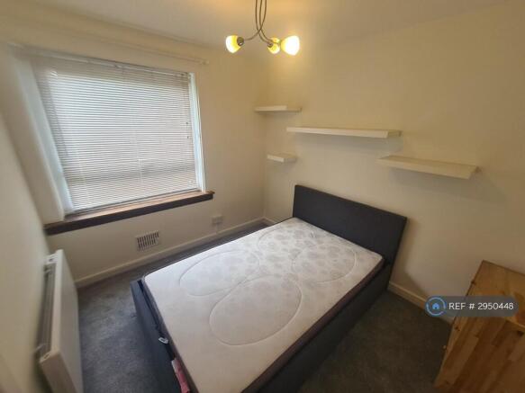 Bedroom 2 Photo 1