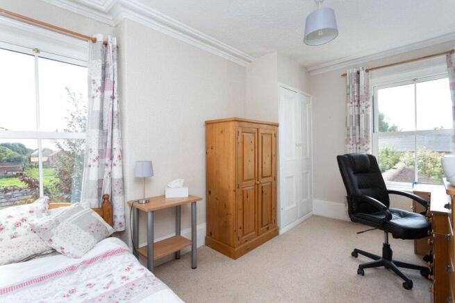4 bed Detached for sale Image 10