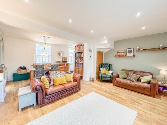 Lounge - Open Plan