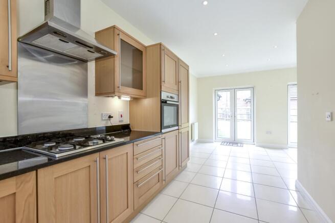 Myddleton Close, Stanmore, HA7 photo 4
