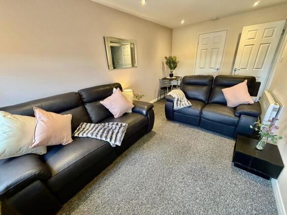 Lounge 4