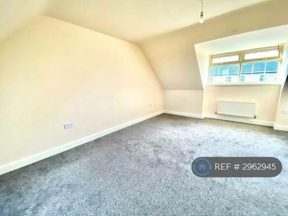 3 bed Semi-Detached to rent Image 8