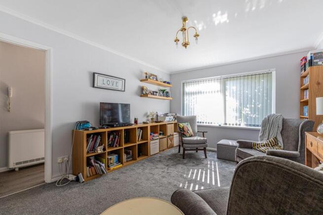 8 Marion Court-10.jpg