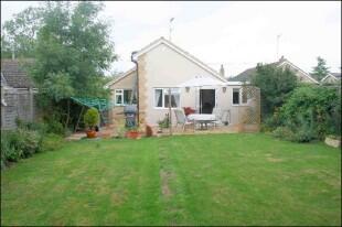 REAR VIEW/GARDEN