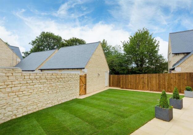Show Home Garden