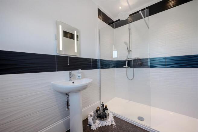 En-Suite Bedroom 3