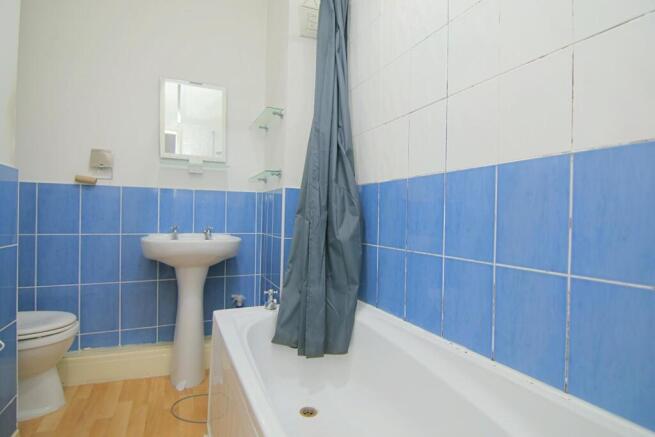 1 bed Terraced for sale Image 8