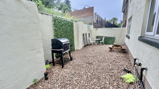 3 bed Semi-Detached for sale Image 9