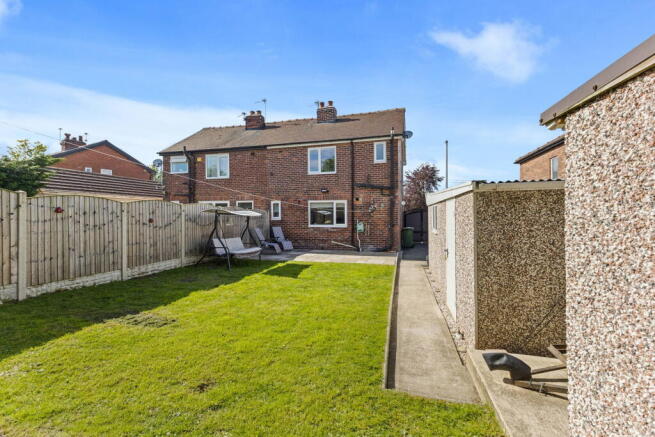 3 bed Semi-Detached for sale Image 4