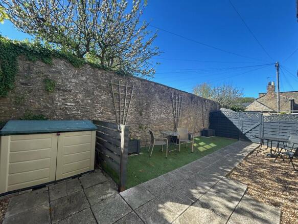 2 bed Cottage for sale Image 11