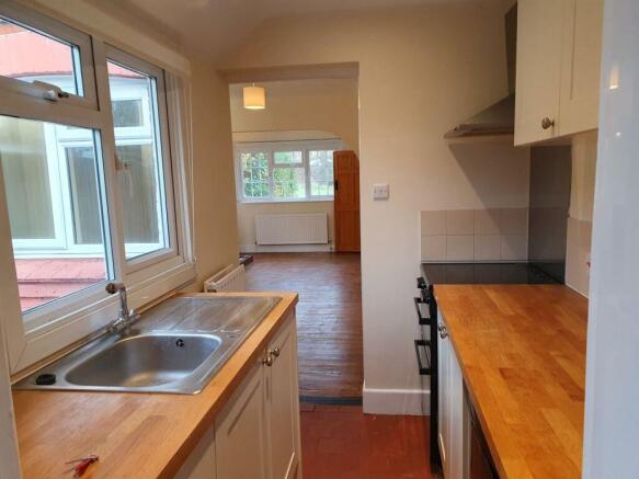 Kitchen through to lounge.jpg