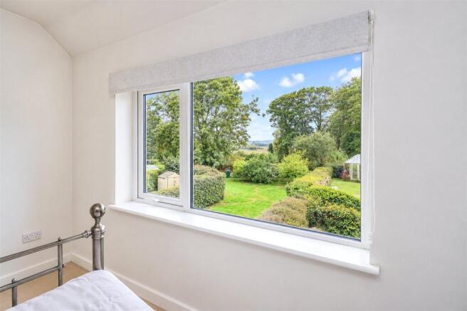 Puddington Lane, Puddington, Neston photo 3