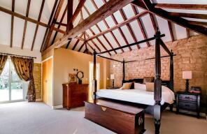 Threshing Barn, Newport Road, New Bradwell, Milton Keynes MK13 0AW