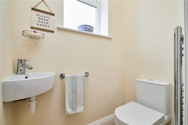 3 bed Semi-Detached for sale Image 7