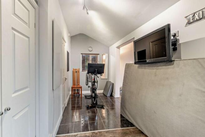 8547653-interior38-800.jpg