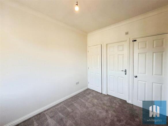 3 bed Terraced for sale Image 8
