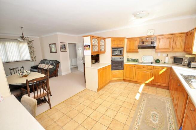 Trem Y Glyn, Tenby Road, St.Clears SA33 4JW Photo 4