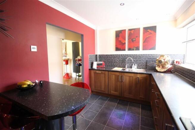 Breakfasting Kitchen