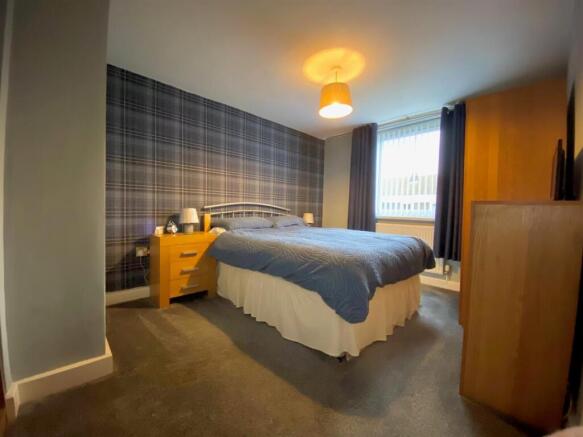 2 bed Apartment for sale Image 10
