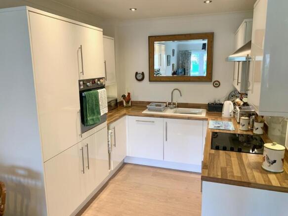 1 bed Retirement Property for sale Image 11