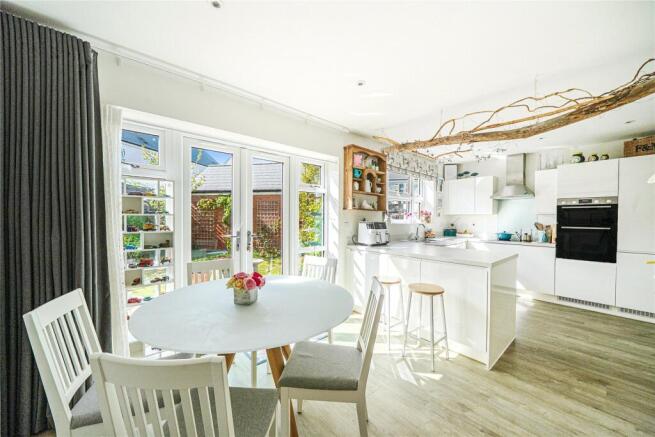 Dining/Kitchen