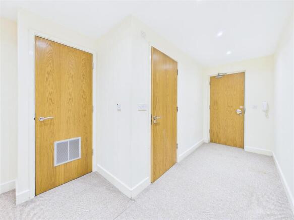 1 bed Flat to rent Image 7