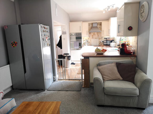 Kitchen / Living ...