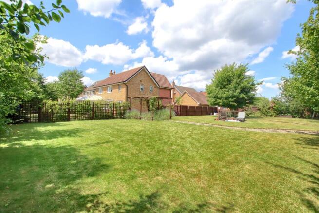 4 bed Detached for sale Image 5