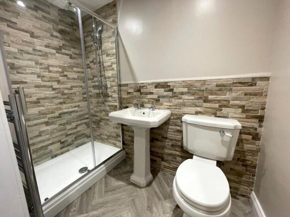 1 bed Flat to rent Image 6