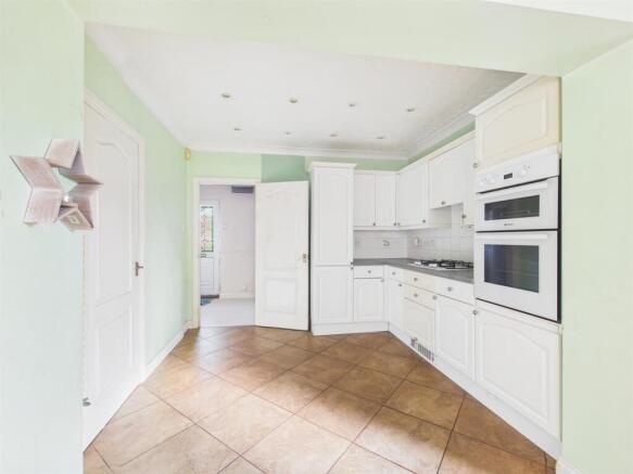 Taverner Road Photos (7).jpg