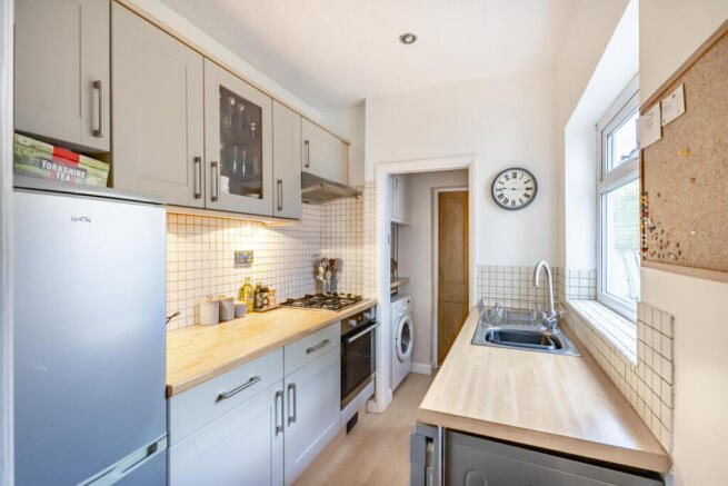 3 bed Terraced for sale Image 6