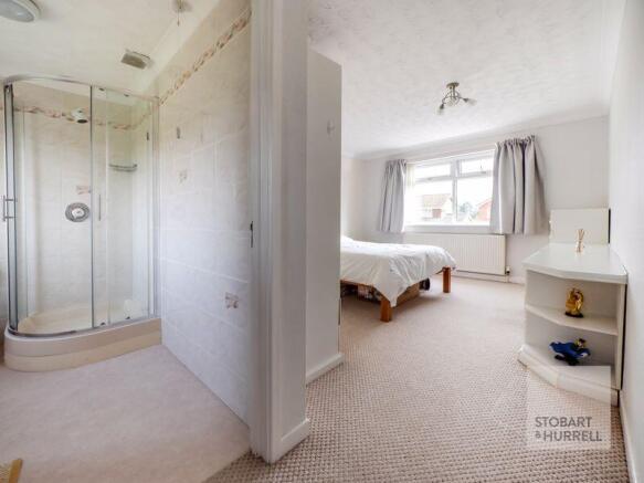 Bedroom To En-Suite
