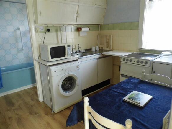 Photo 10