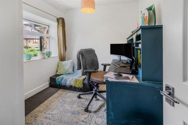 3 bed Town House for sale Image 12