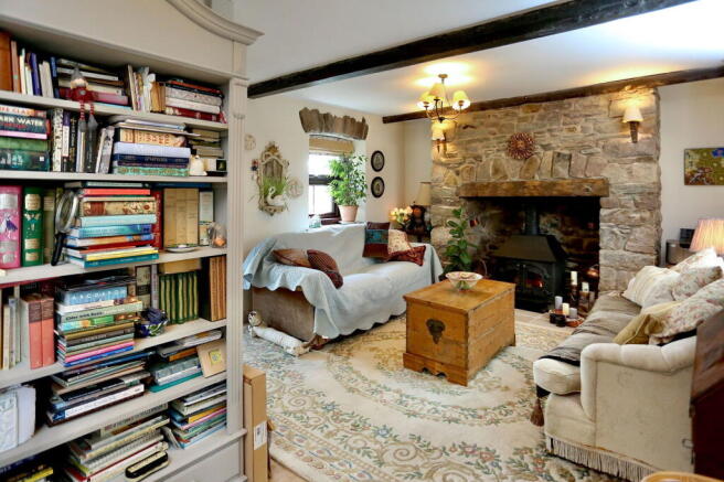 The Olde Plough, Hillside Road, Llangattock, Crickhowell, NP8 1HU photo 4