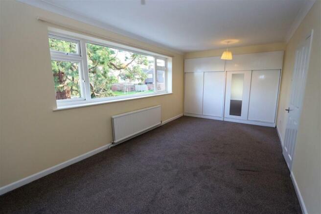 Kendal Avenue 11