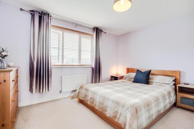 3 bed Detached for sale Image 9