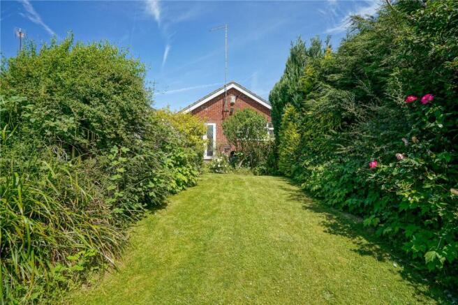 2 bed Bungalow for sale Image 11