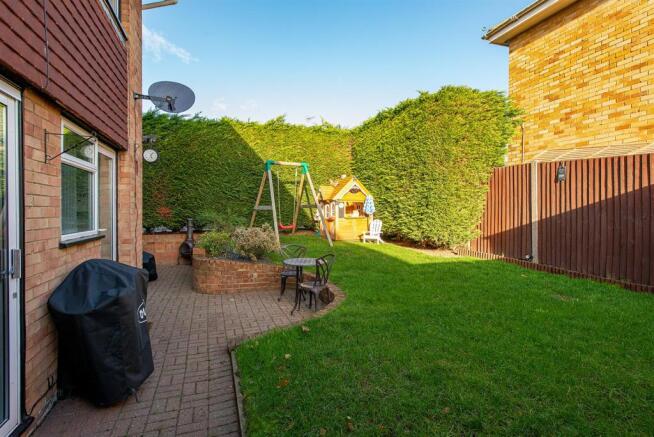 Gibbons Road garden2.jpg