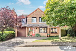16, Tate Grove, Northampton NN4 6UY