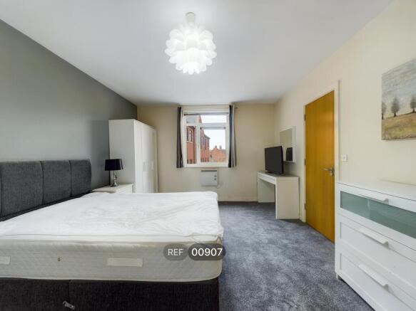 2 bed Apartment to rent Image 10