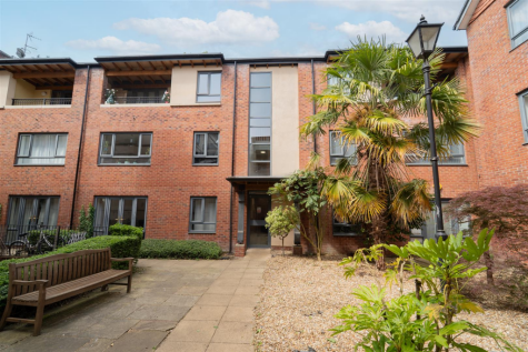 Ellerslie Court, Upper Park Road, Victoria Park