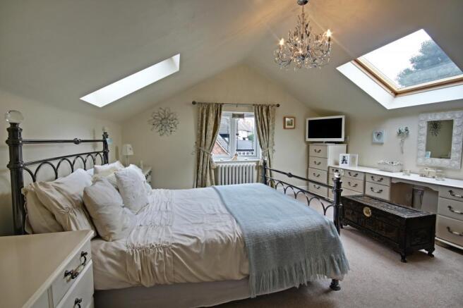 Bedroom 1 (Double with Ensuite)
