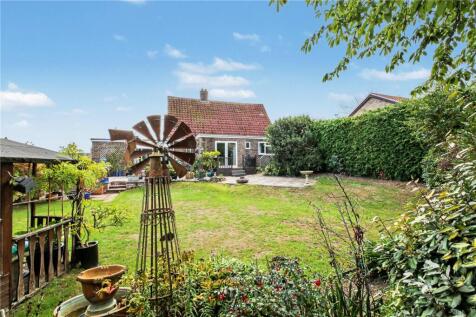 Beauchamp Road, Chedgrave, Norwich, Norfolk, NR14