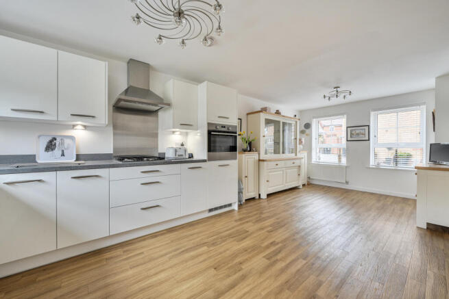 Kitchen/Dining Room
