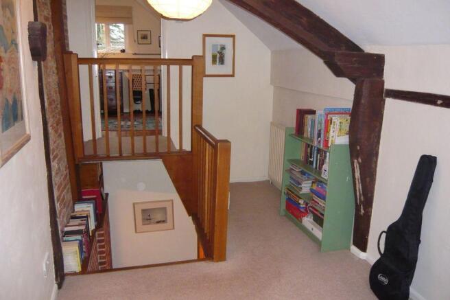 Photo 10