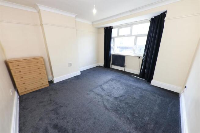 3 bed Semi-Detached for sale Image 10
