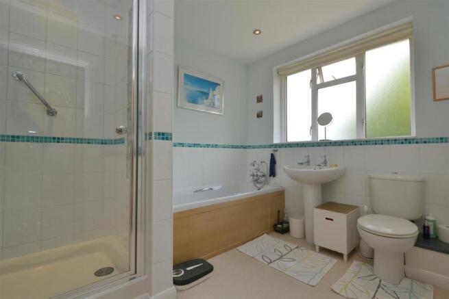 bathroom.JPG