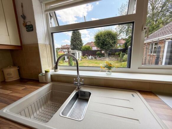 3 bed Detached Bungalow for sale Image 11