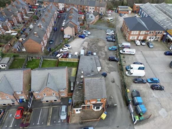 Compound - access from Pond Street (3)